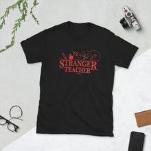 Cargar imagen en el visor de la galería, Camiseta Stranger teacher
